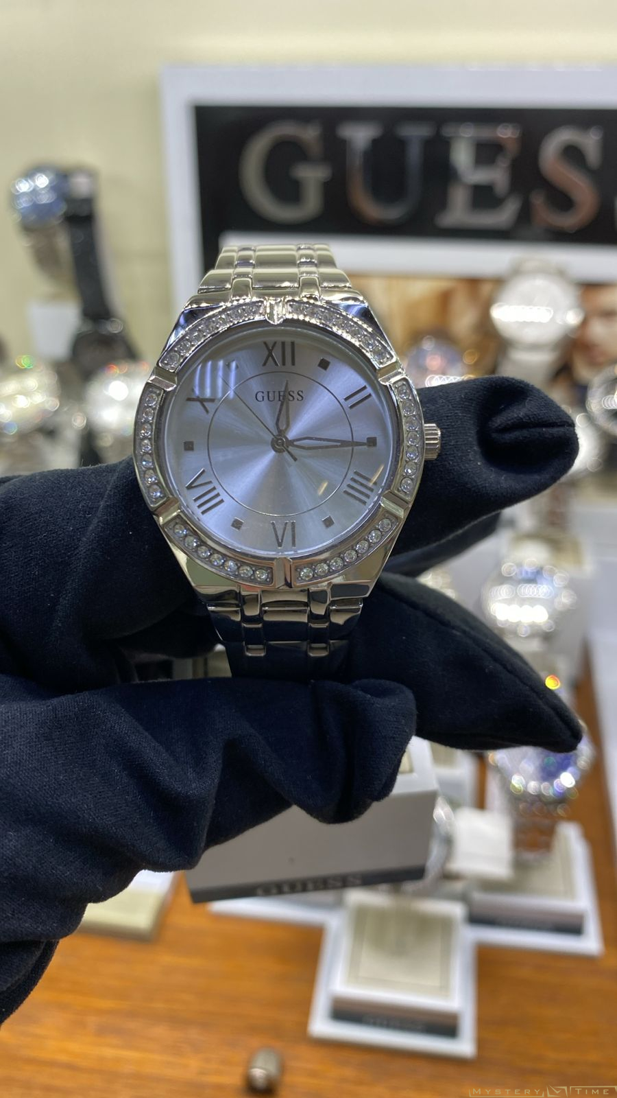 Guess GW0033L1
