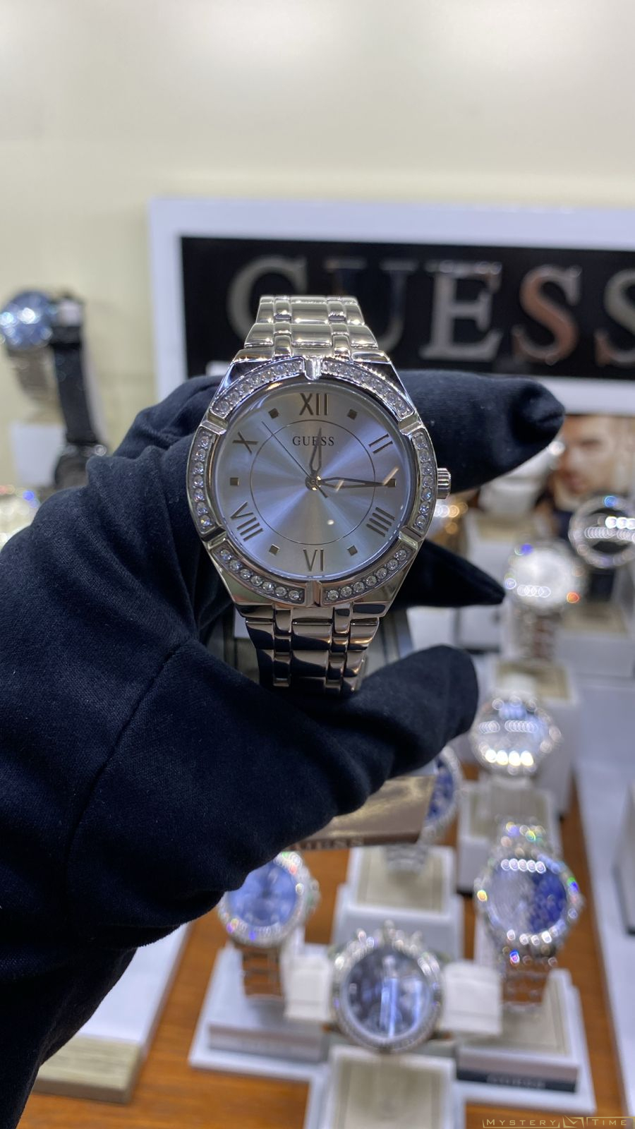 Guess GW0033L1