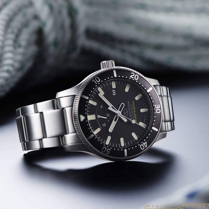 Orient RE-AU0301B